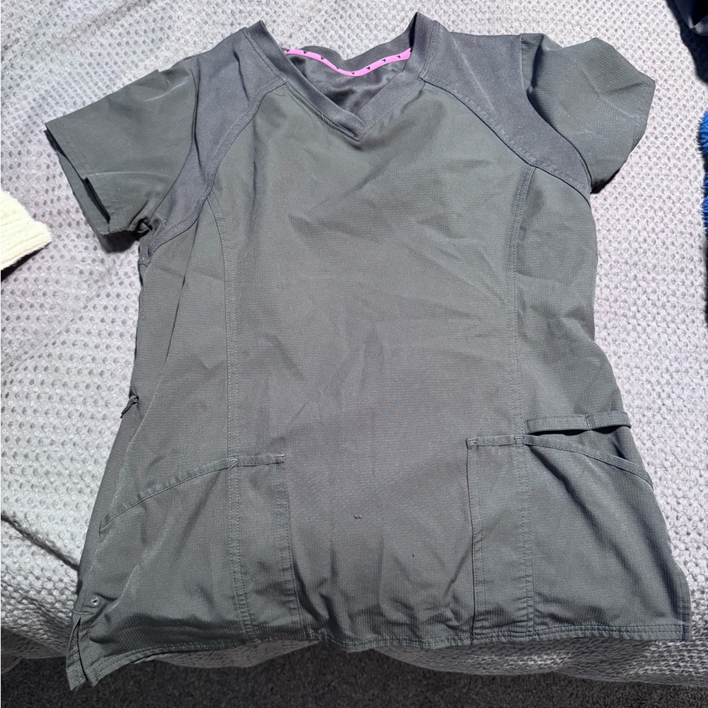 Gray heart soul scrub set